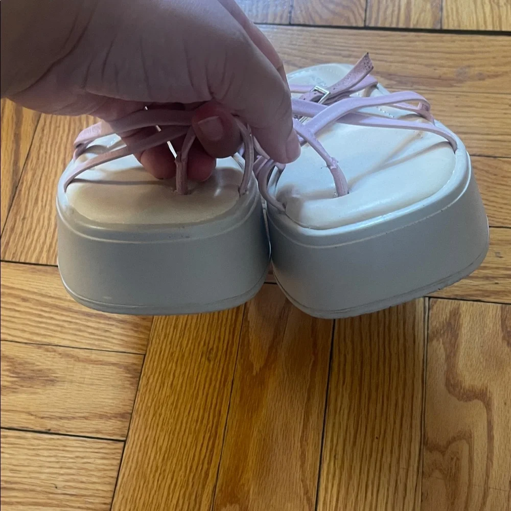 Vagabond Lilac Strappy Platform Sandals - Picture 5 of 12